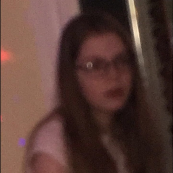 Meet your Posher, Jess - Picture 1 of 1